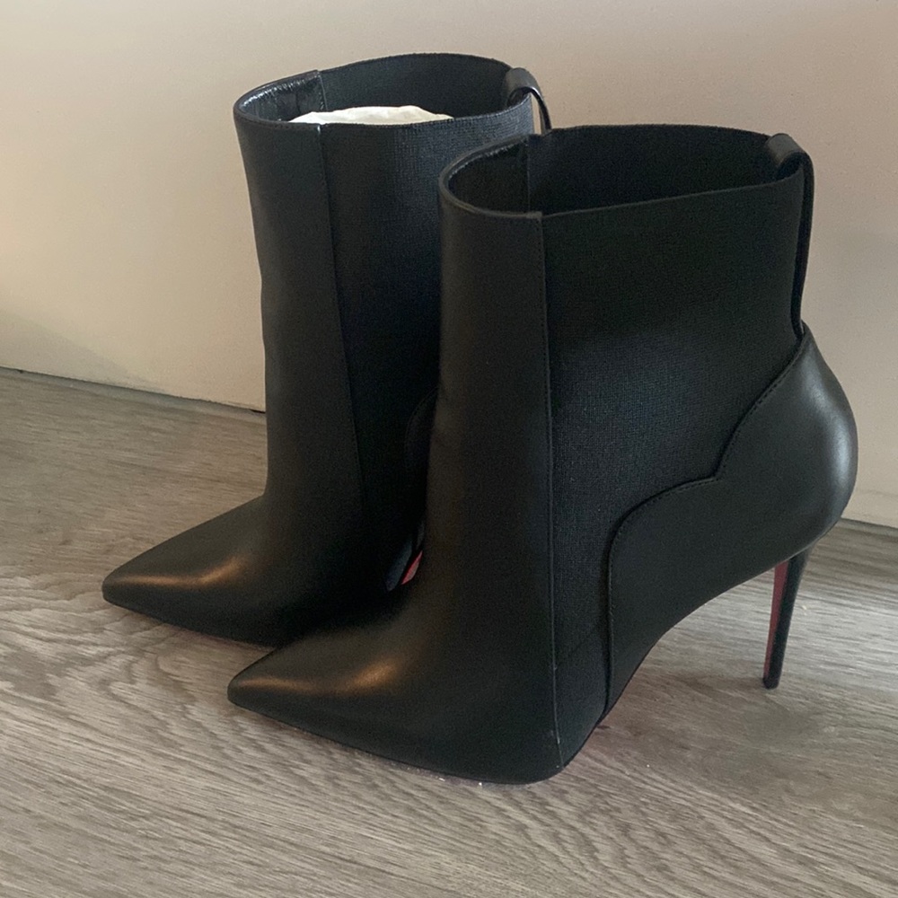 Christian Louboutin Chelsea chick bootie